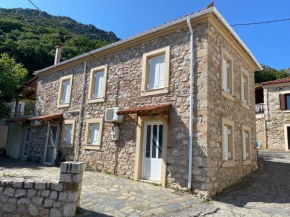 Studio Maria Barbajonn's Stone House